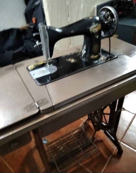 Máquina de costura Singer