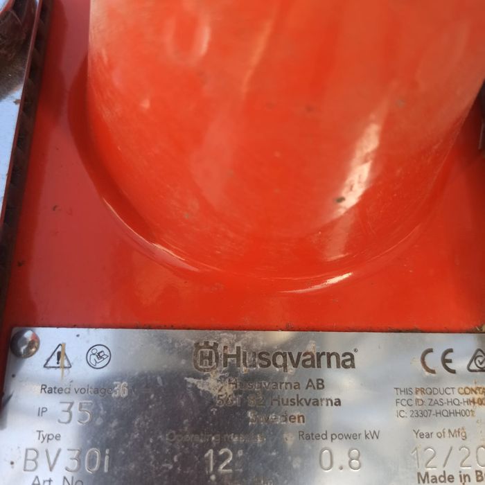 Napęd akumulatorowy do listwy wibracyjnej HUSQVARNA BV30I