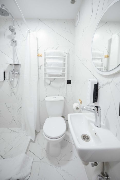 #1612 Квартира подобово. вул. Лаврська 4. парк Вічної Слави.