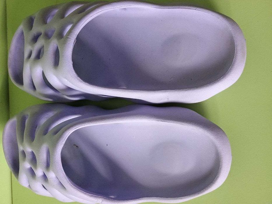 Шлепанцы, типа летней обуви Adidas Yeezy 450 Slide., сланцы