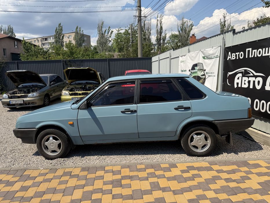 Ваз 21099 в хорошем состояние