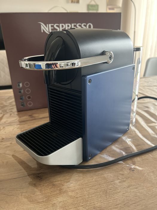 Nespresso Pixie Dark Blue (praticamente Nova) c/ Garantia Outubro 2028