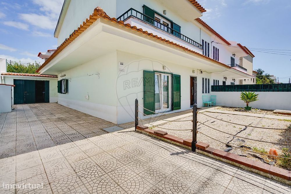Moradia T4 para venda