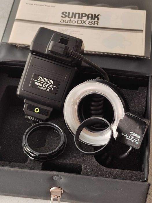 Flash circular Sunpack autoDX 8R para fotografia macro