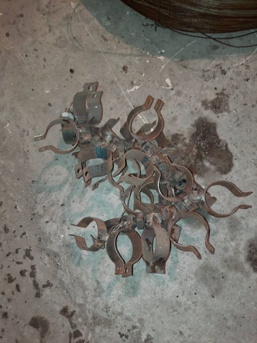 хомути кріплення огорожі або сітки