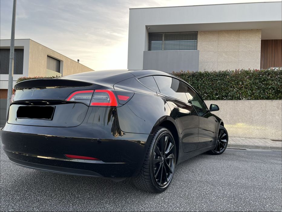 Tesla Model 3 Garatia ate 12/2028