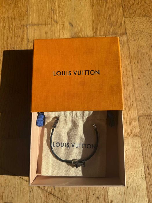 Pulseira Louis Vuitton Homem (Preço Negociável)