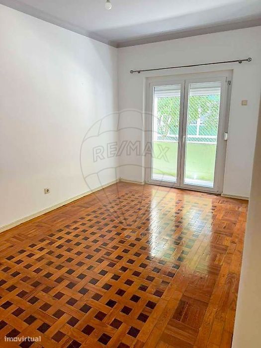 Apartamento T2 para arrendamento