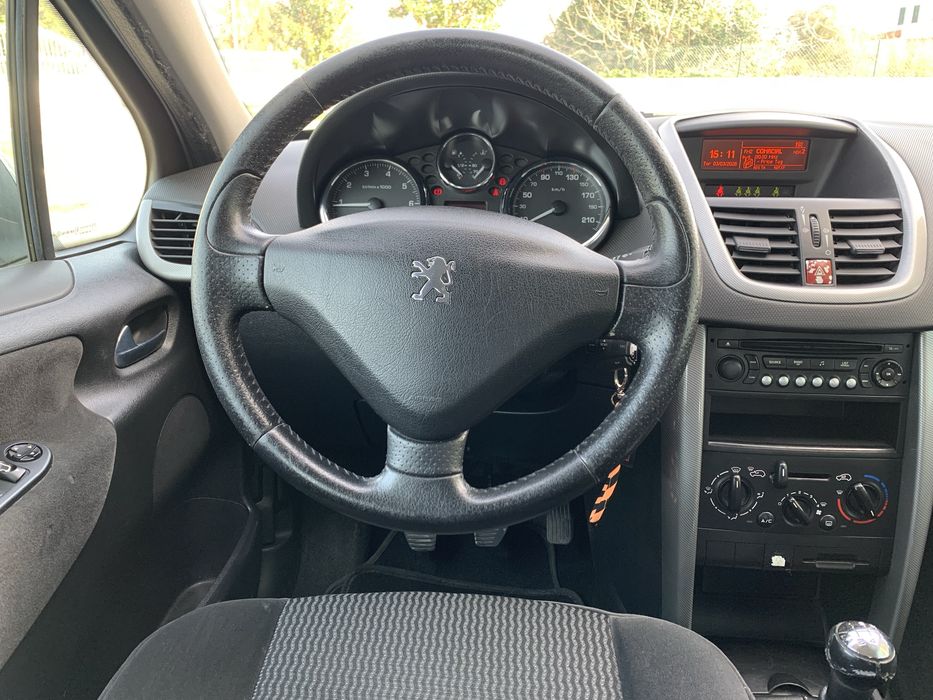 Peugeot 207 // AC// ISOFIX