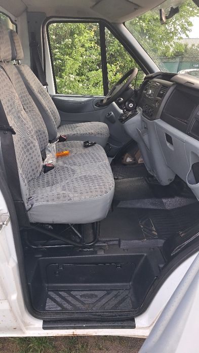 Ford Transit długa skrzynia