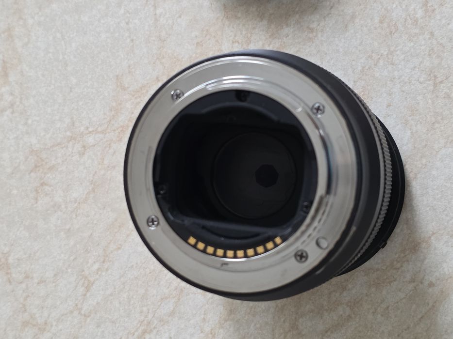 Sony SEL50F18F E-mount повнокадровий