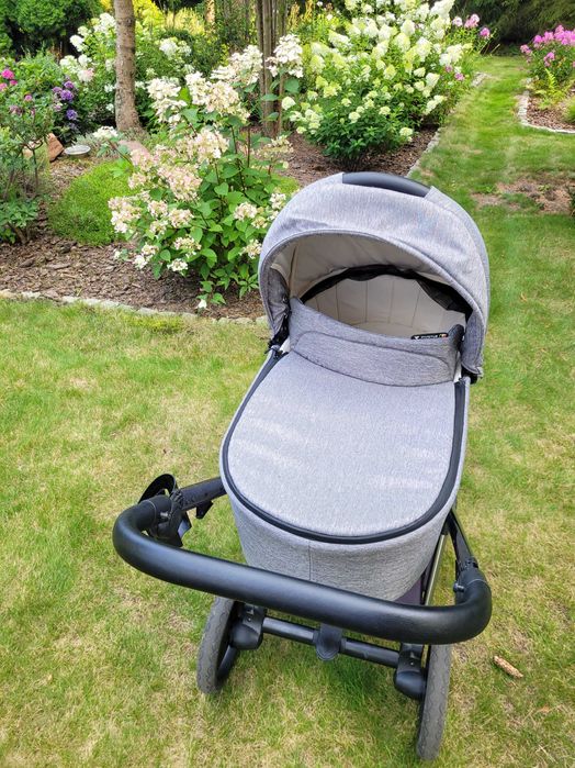 Wózek dziecięcy Invictus V-PLUS