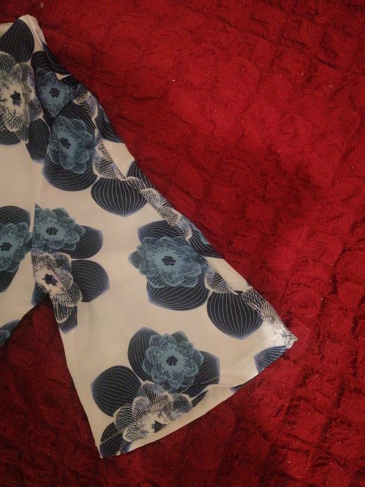 Нова квіткова сукня