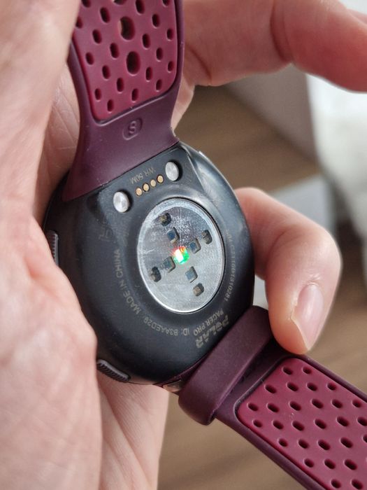 Polar Pacer Pro + 3x pasek 20mm