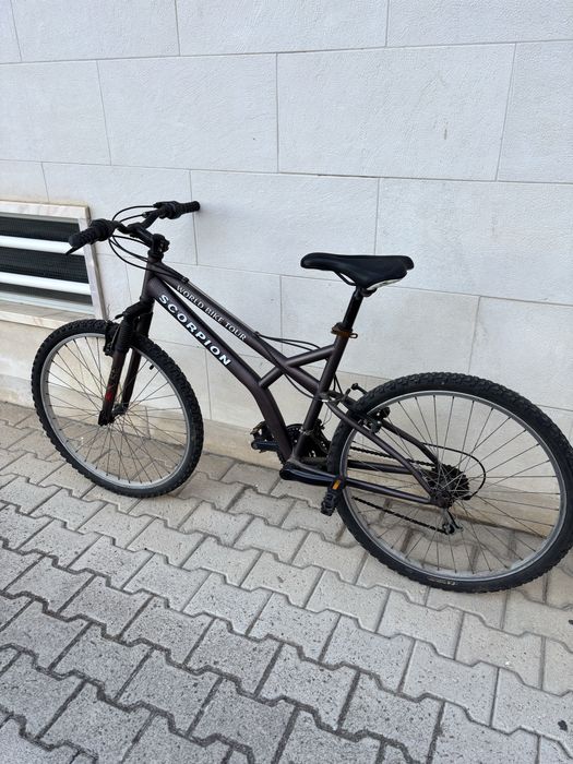 bicicleta Scorpion World Bike Tour, roda 26", em bom estado geral e pronta a utilizar
