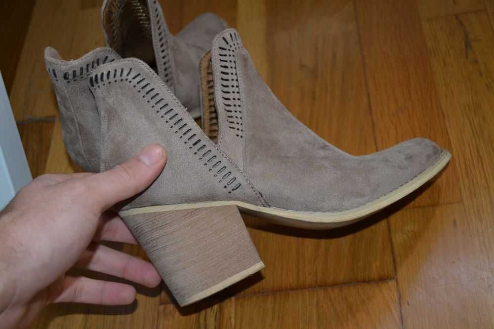 Botas Corina- Tamanho 37