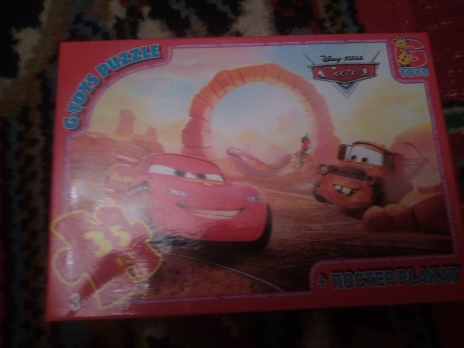 Пазли тачки макквін гонки крупні