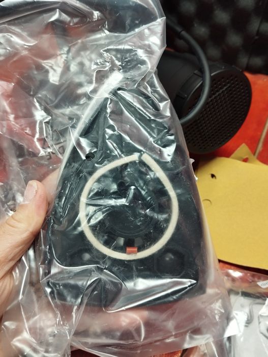 Нова!Вібраційна шліфмашина Bosch GSS 160-1 A