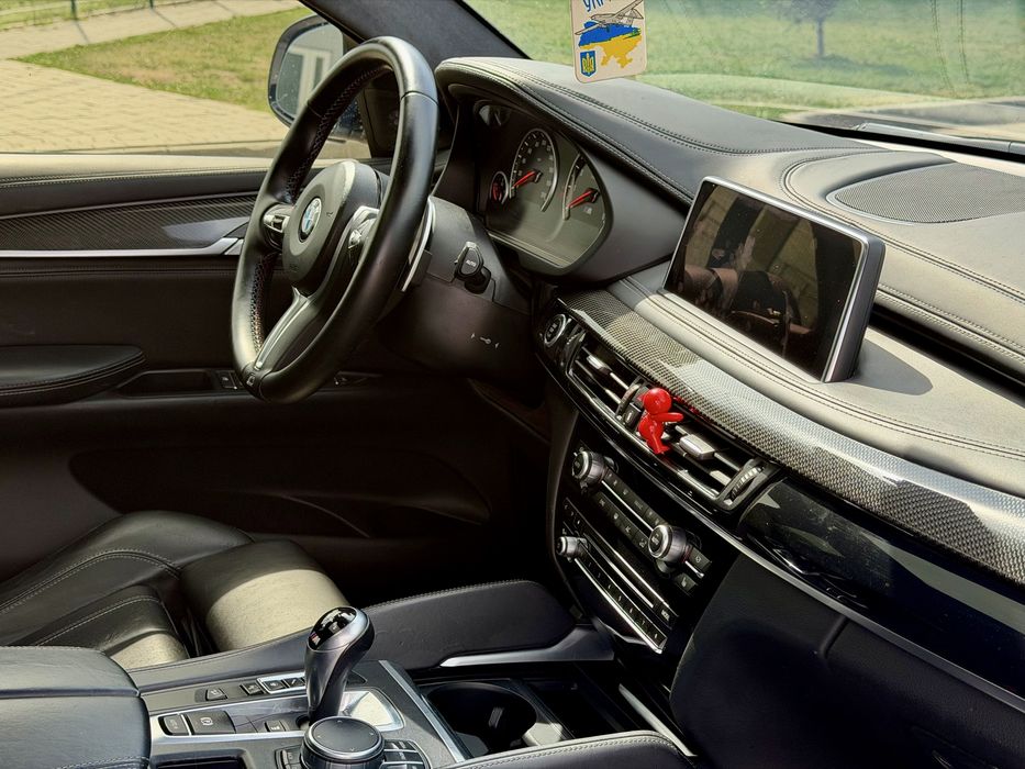 Продам BMW X6M під виплату