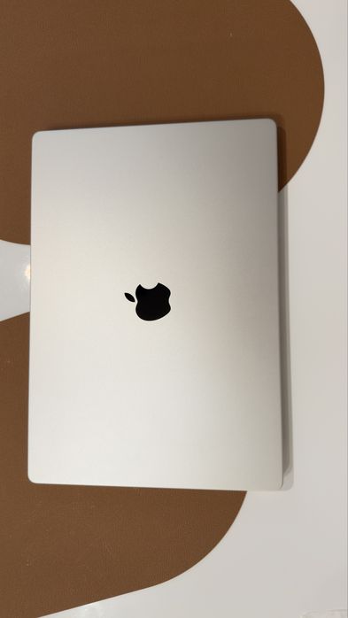 Stan idealny ! Apple MacBook Pro 16” M3 Pro | 18 GB RAM | 512 GB SSD