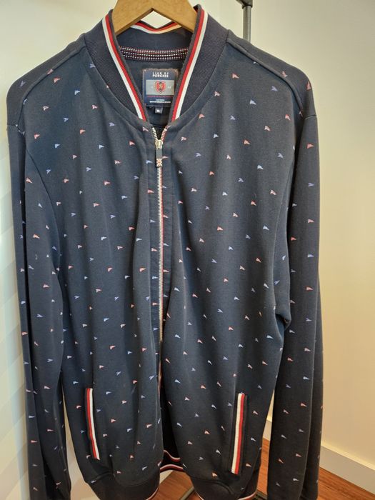 Blusão Lion of Porches