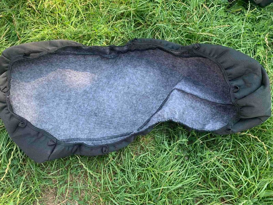 е39 чехли на задній диван (turing)