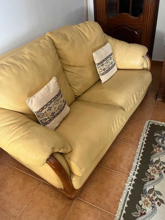 Conjunto de 3 sofás de pele