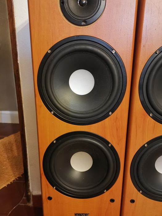 Amplificador Sony e colunas Denver
