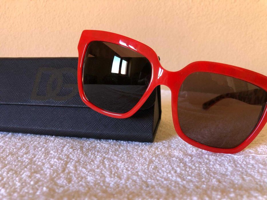 Óculos de Sol Dolce & Gabbana DG 4234 Vermelhos