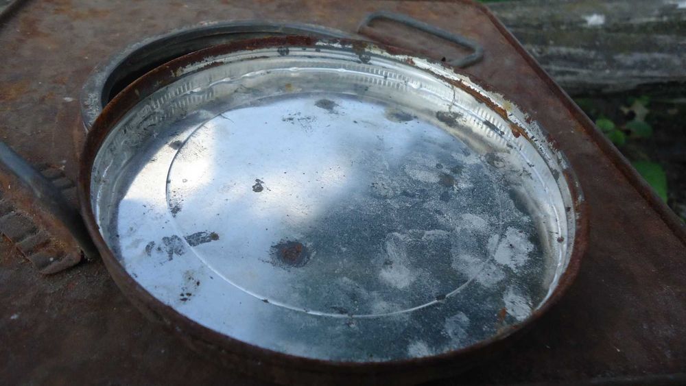 Емкость банка коробка из оцинкованной жести времен СССР входит 16 кг