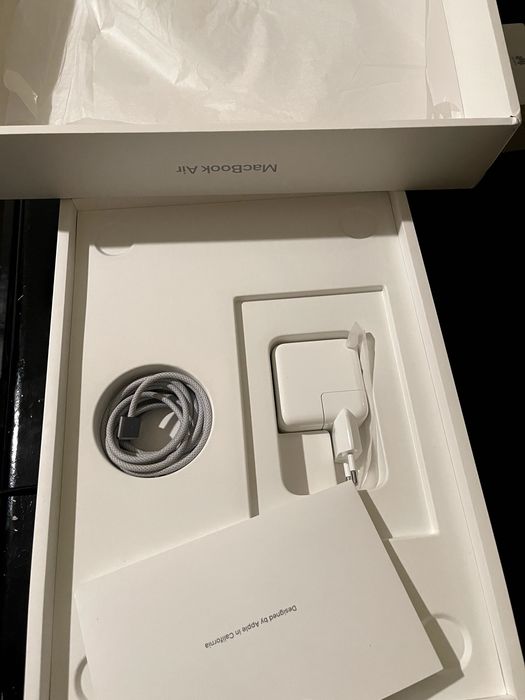 MacBook Air de 13.6-  COMO NOVO  2 ANOS DE GARANTIA!