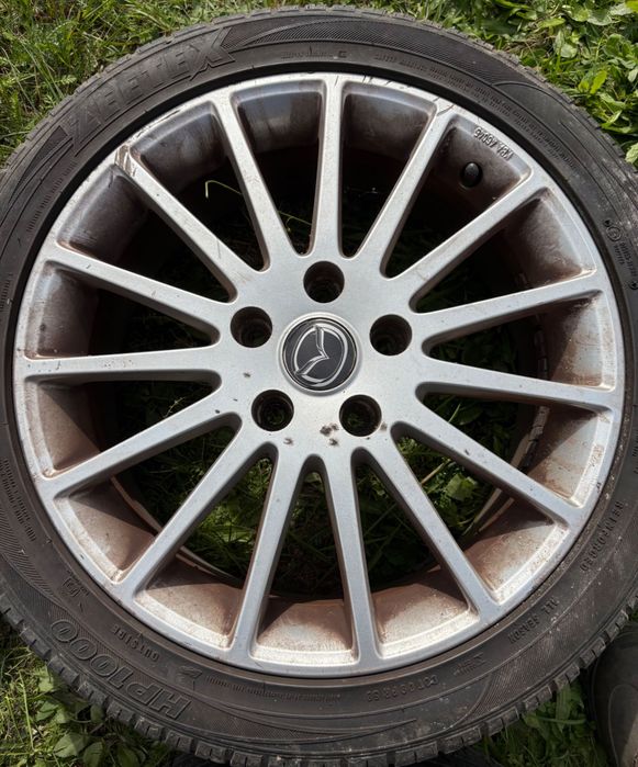 Alufelgi BORBET H 7Jx17 H2, Et45 z oponami