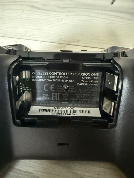 Oryginalny Pad Xbox One / Series / PC 1708