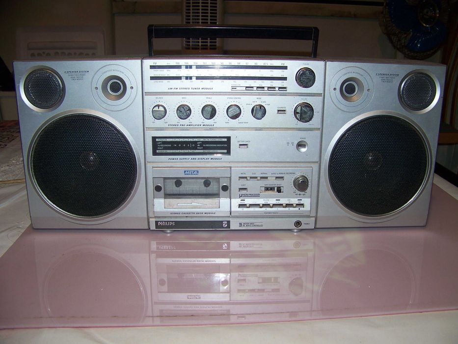 Philips - stereo sound machine 30 W (220V ou pilhas)