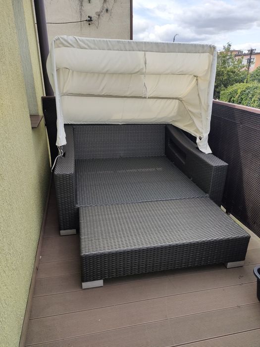 Komplet mebli łóżko z technoratanu plus składane fotele