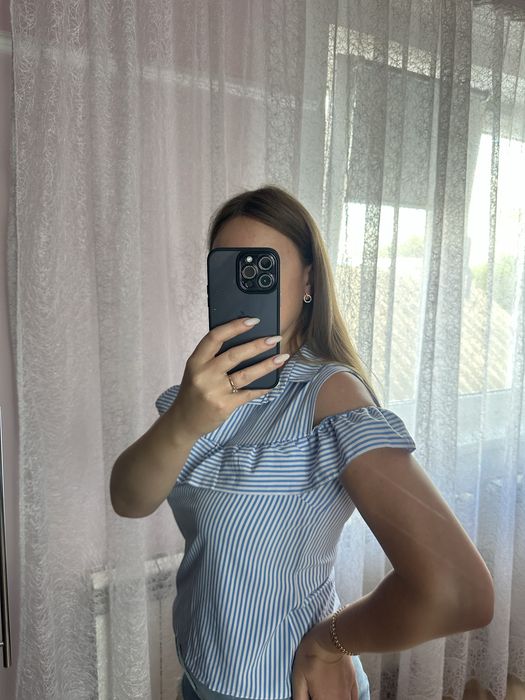 Блуза,сорочка,кофтинка