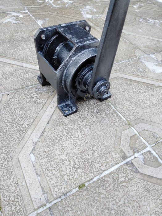 Лебедка ручная ЛР-1М производство СССР