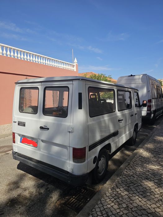 Mercedes-Benz Mb100 9 lugares ** 95.000km reais**