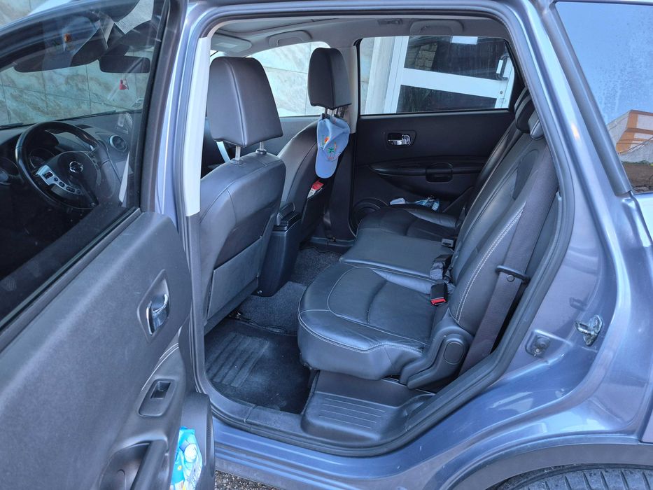 Are you looking for a spacious and comfortable family car?424735968110858244