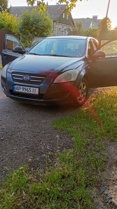 Авто Киа сеед 1,4