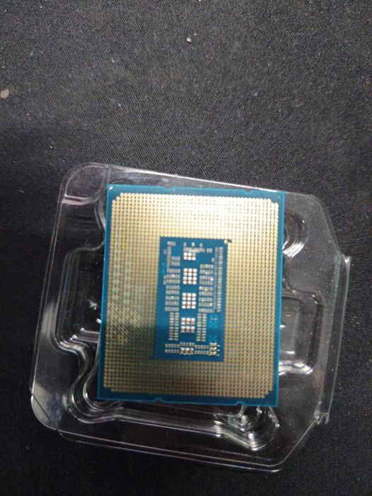 Procesor i7-13700