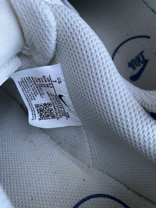 Кросівки жіночі Nike Court Vision Alta 38
