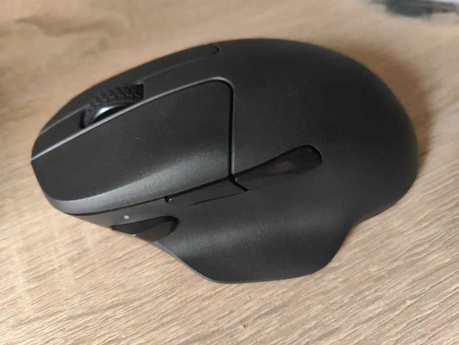 Ергономічна бездротова мишка Keychron M7 Wireless