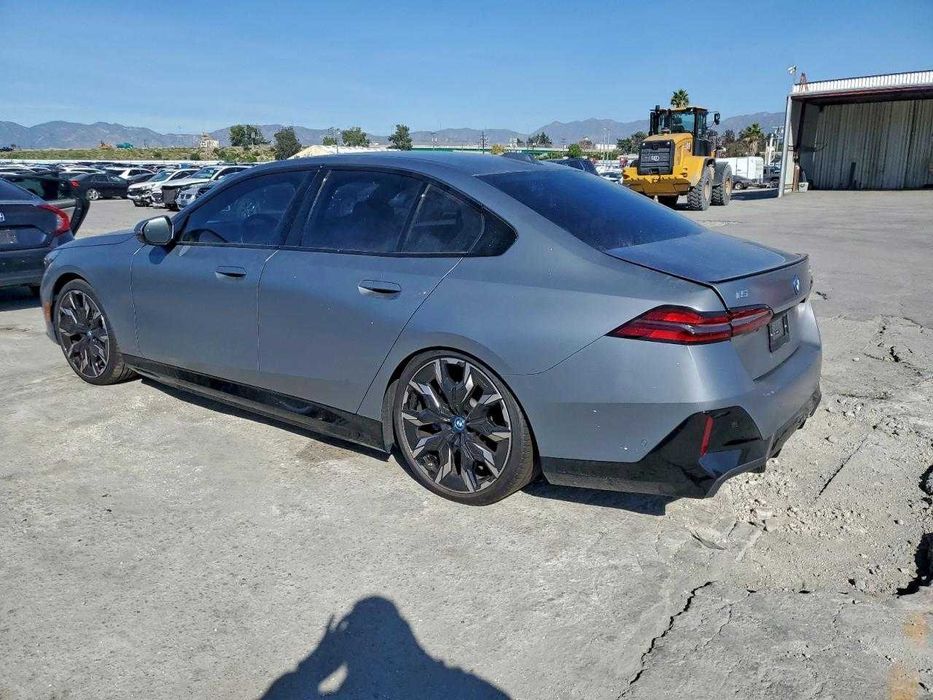 Бампер BMW G60 I5 Розборка БМВ Г60