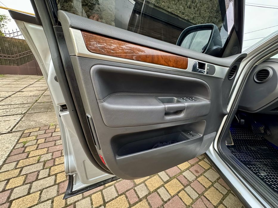 Volkswagen Touareg 2008г Рест