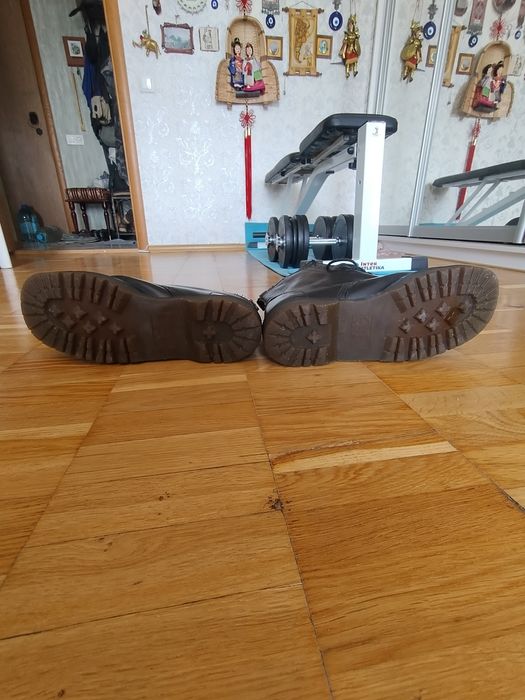 Продаю оригинальные Английские ботинки Dr Martens made in England.