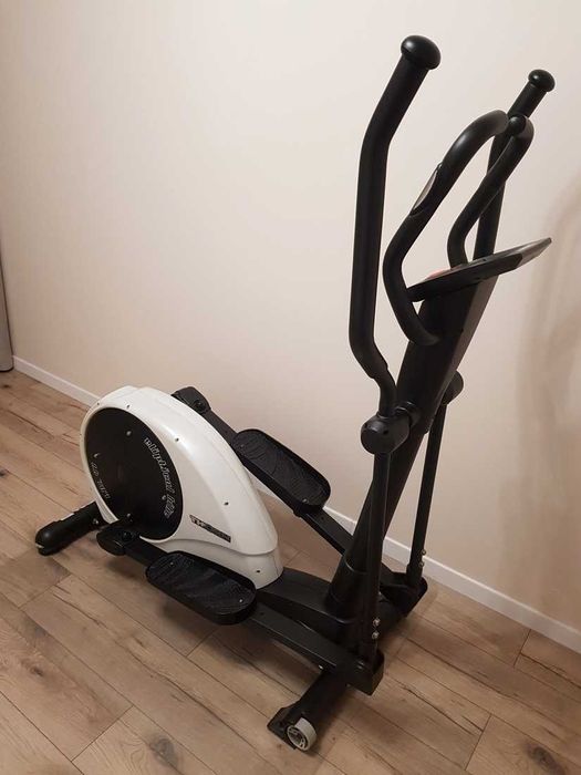 Orbitrek ** THORN TH 704 ELIPTICAL BIKE **