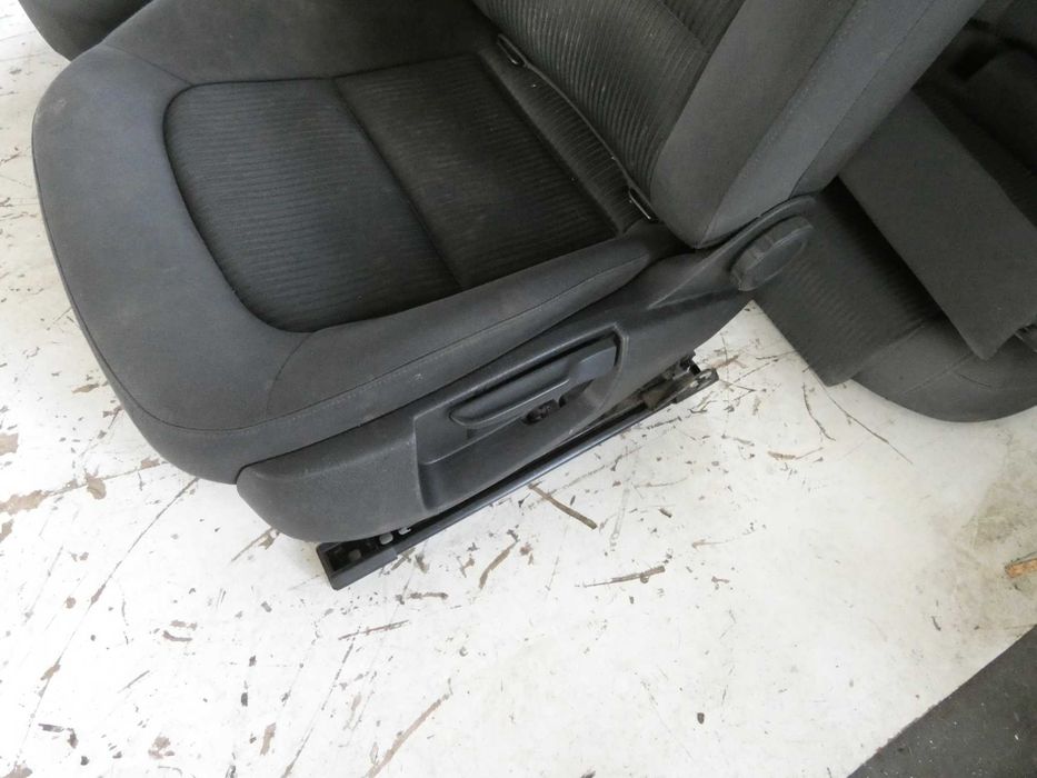 AUDI A4 B8 SEDAN Lift fotele kanapa materiałowe komplet Gorlice
