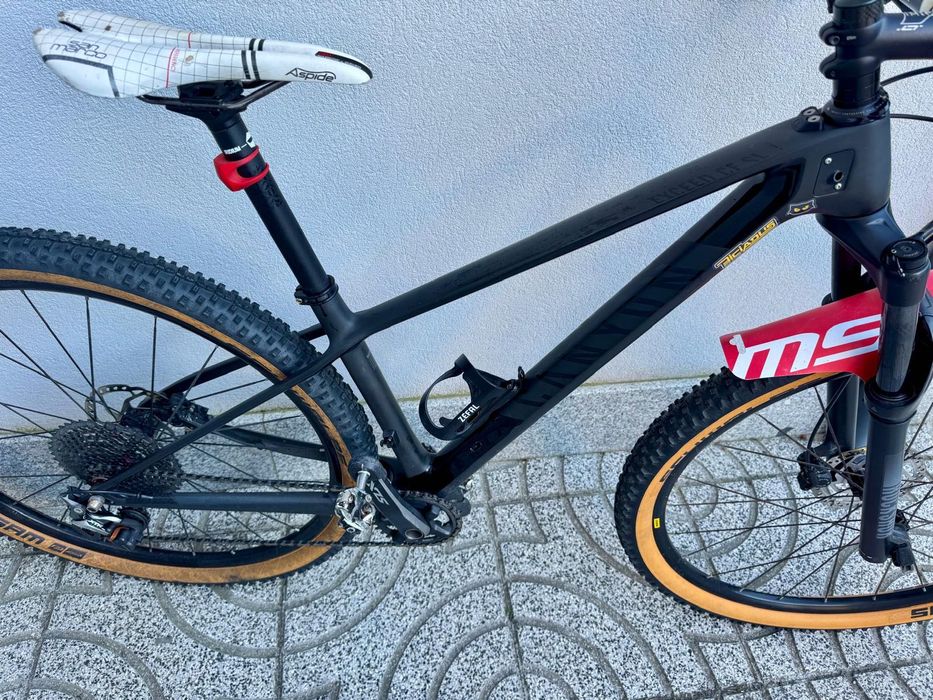 Bicicleta Canyon Exceed CFSL