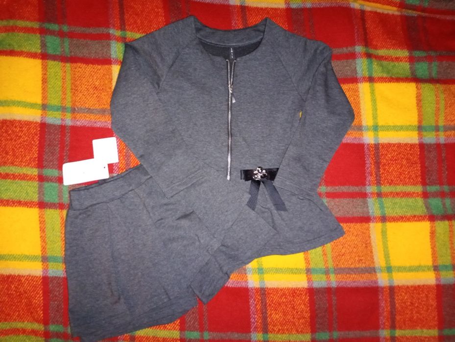 Комплект пиджачок и юбка-шорты